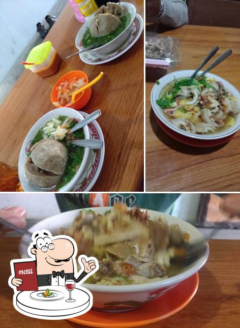 Warung Soto & Bakso Sokaraja Bu Amin: Rasa Hangat yang Mengajak Berbagi di Jantung Cilacap